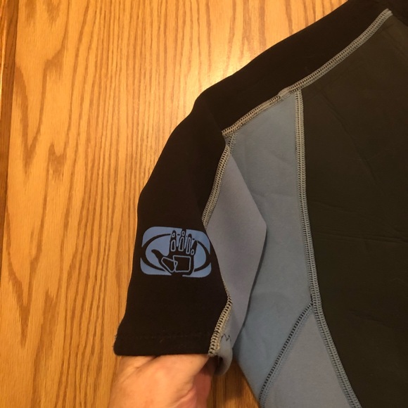 Body Glove Shorty Wetsuit - Picture 5 of 16